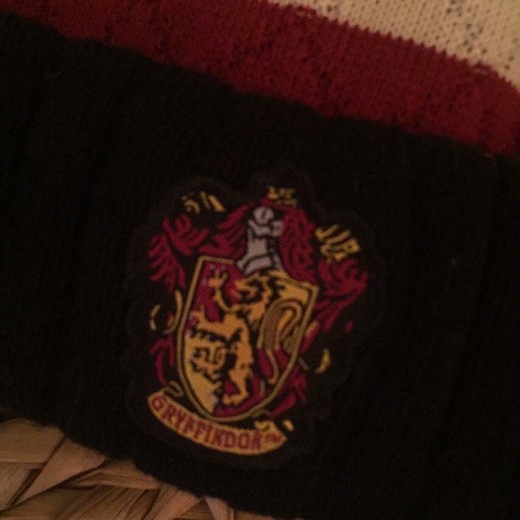 The Wizarding World of Harry Potter Beanie - Picture 2 of 6